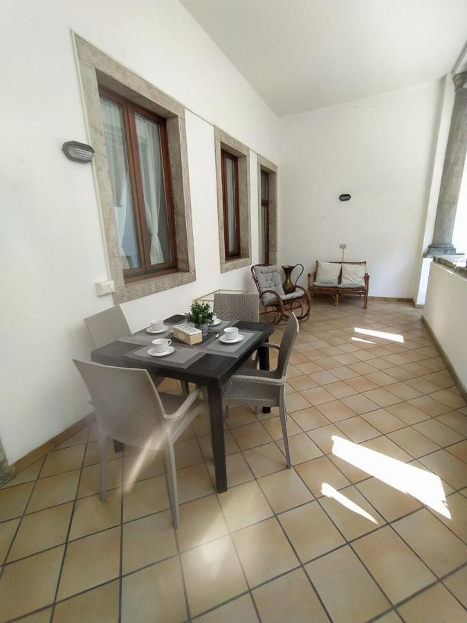 Appartamento Al Castello Trento Luaran gambar